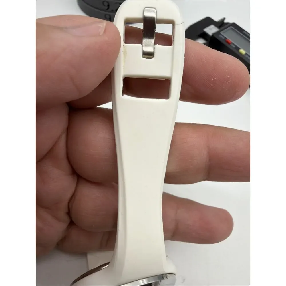 Columbia Escapade Gem White Women's Analog Silicon Quartz Battery Watch CA017